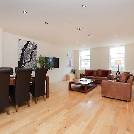 Joivy Spacious 2 Bed,2 Bath Flat, Free Parking And Rooftop Terrace Edinburgh Exterior photo