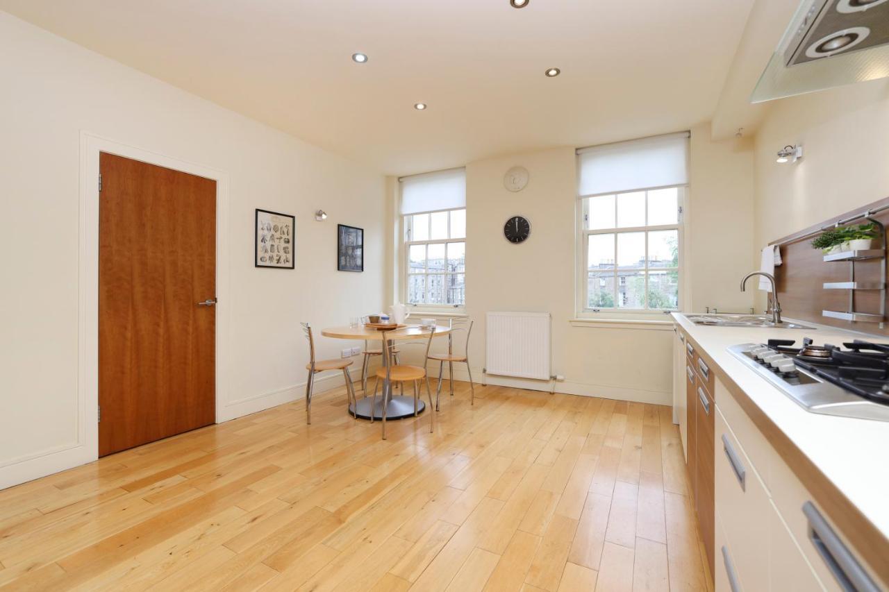 Joivy Spacious 2 Bed,2 Bath Flat, Free Parking And Rooftop Terrace Edinburgh Exterior photo